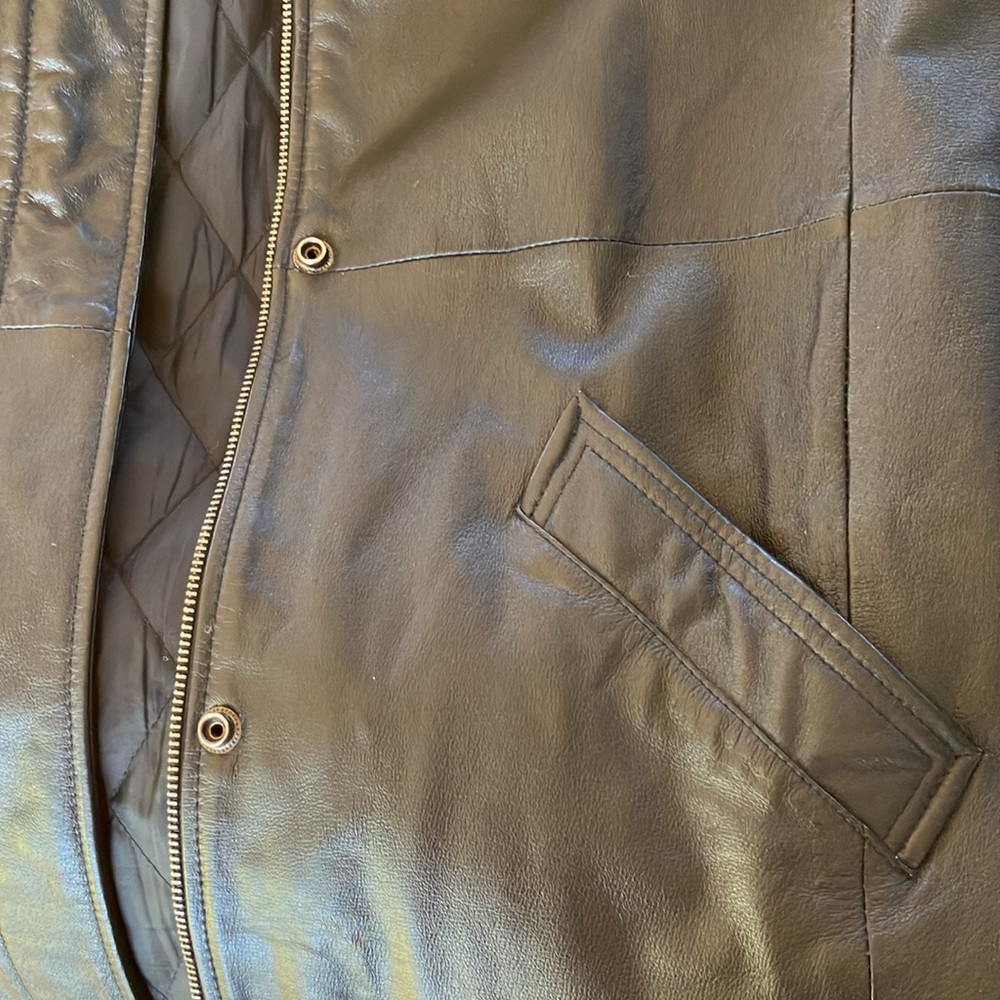 Leather jacket - Picture 7 of 7